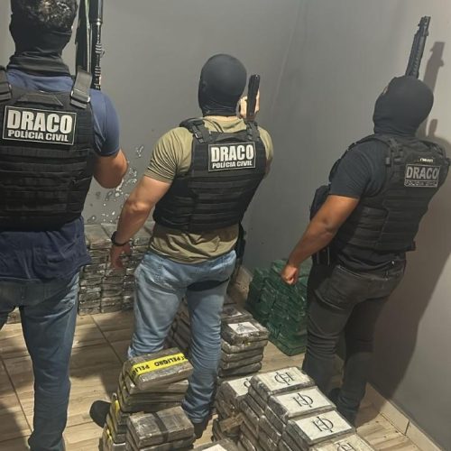 Meia tonelada de cocaína é apreendida em operação na fronteira com a Bolívia