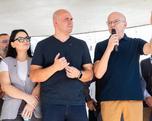 Pedra 90 recebe prefeito Abilio Brunini e vice-governador Otaviano Pivetta para anúncio de Centro Integrado de Serviços e início do novo raio-X na Policlínica de Cuiabá