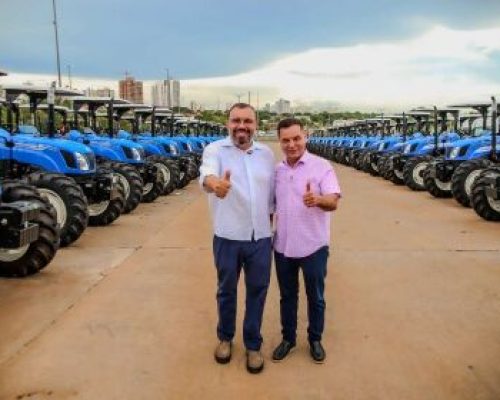 Tratores chegam a três municípios e reforçam mecanização da agricultura familiar em MT