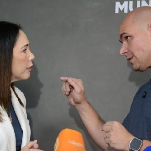 “Você é cínico”: Maysa Leão confronta Abilio em embate tenso na Câmara e coletiva é encerrada