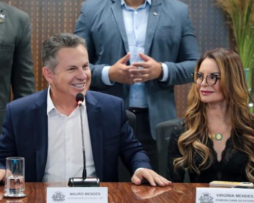 Primeira-Dama do Estado participa de assinatura do contrato que pode aumentar em mais de 80% atendimentos oncológicos no HCanMT