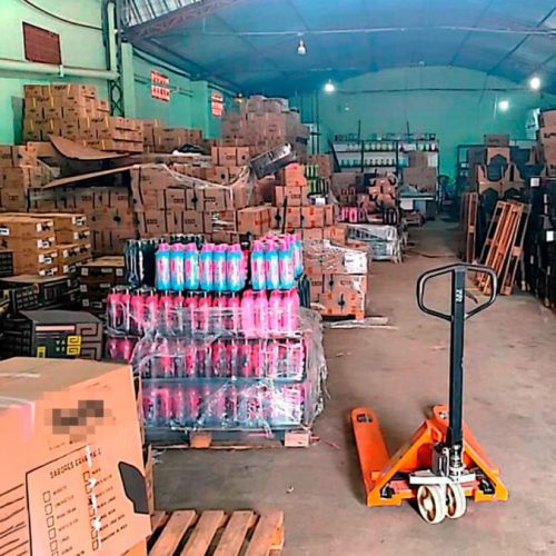 Fiscalização flagra depósito clandestino em Várzea Grande e apreende mais de 80 mil mercadorias sem nota