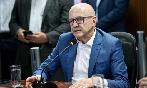 Mauro Mendes transmite cargo e Pivetta assume interinamente o Governo de Mato Grosso pela 18ª vez