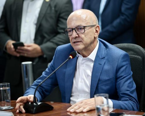 Mauro Mendes transmite cargo e Pivetta assume interinamente o Governo de Mato Grosso pela 18ª vez