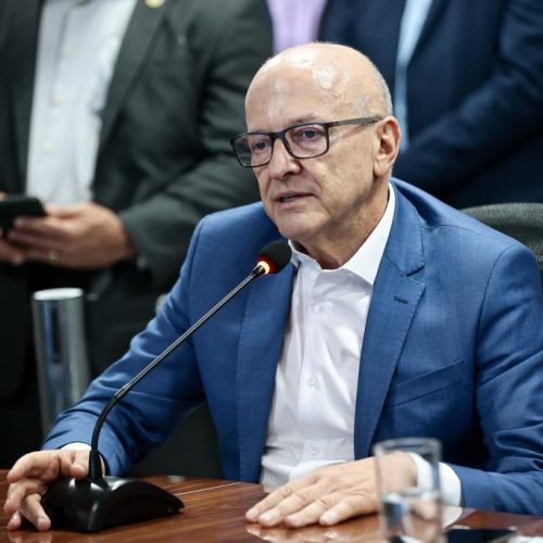 Mauro Mendes transmite cargo e Pivetta assume interinamente o Governo de Mato Grosso pela 18ª vez