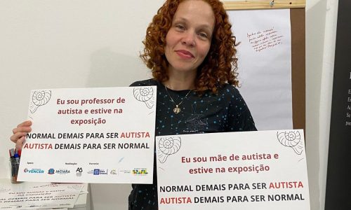 Saúde mental de mulheres autistas é debatida com estudantes de Psicologia