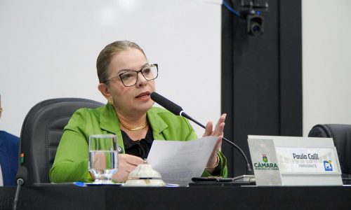 Paula Calil garante transparência e economia em contrato de veículos da Câmara de Cuiabá