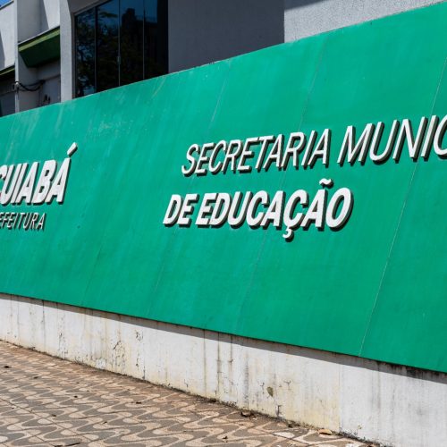 Prefeitura de Cuiabá convoca 42 aprovados em seletivo da educação; veja regras para a posse
