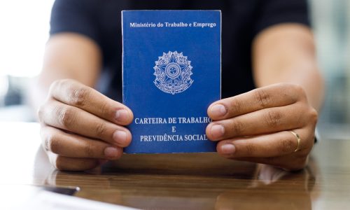 Sine de Cuiabá abre oito vagas para acompanhante de gestantes com salário de R$ 3,3 mil