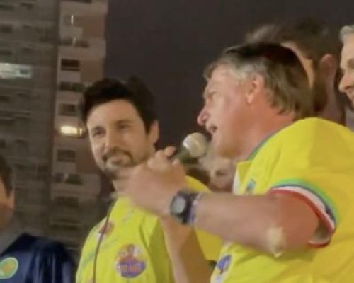 Bolsonaro chama Caiado de “governador covarde” em ato em Goiânia