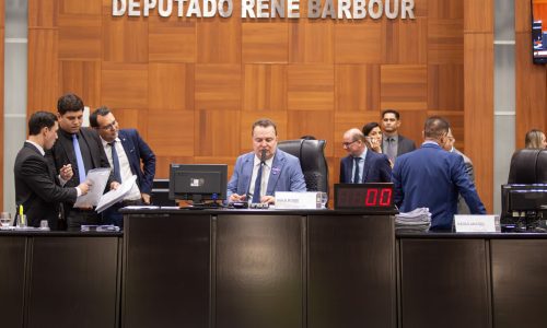 Compra da Santa Casa mobiliza ALMT e deputados celebram garantia de funcionamento do hospital