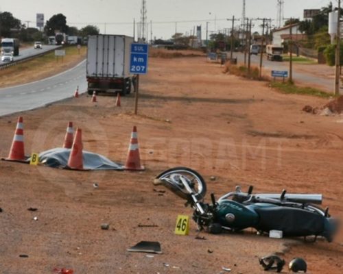 Motociclista Morre em Colisão com Caminhão na BR-364 em Rondonópolis