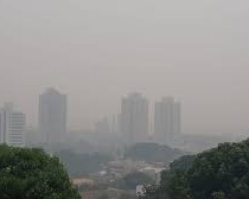 Fumaça de Incêndios é Tão Intensa que Avião Desiste de Pousar em Sinop e Retorna para São Paulo