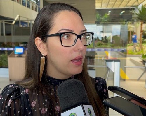 JANAINA RIVA SEGURA A MÃO EM 2026 PARA GOVERNAR EM 2030?