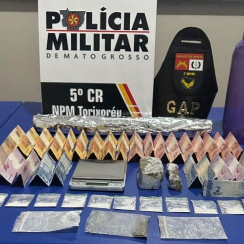 Polícia Militar prende mulher por tráfico e apreende drogas em Torixoréu
