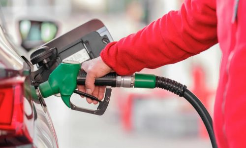 Gasolina dispara em Cuiabá e chega a R$ 6,39; margens de lucro crescem quase 100% acima da inflação