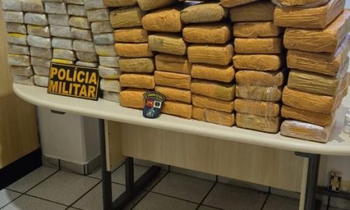 Polícia Militar apreende 103 tabletes de entorpecentes escondidos em veículo em Torixoréu