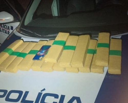 Polícia Militar prende dois homens com 15 tabletes de maconha durante abordagem na MT-246