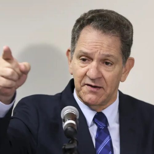 Escritório da filha de Noronha, do STJ, recebeu R$ 300 mil de empresa investigada pela PF