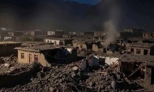 Terremoto de magnitude 6,0 no Afeganistão deixa mais de 800 mortos e milhares de feridos