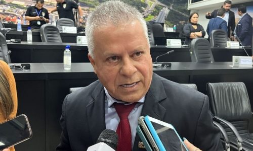De volta à Câmara, Chico 2000 diz que nunca teve relação cordial com Abilio Brunini