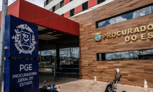 Concurso da PGE está com inscrições abertas e paga R$ 37,7 mil; veja mais seletivos