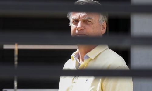 STF condena Bolsonaro a 27 anos, 3 meses por tentativa de golpe: entenda o julgamento, onde ele está e os próximos passos