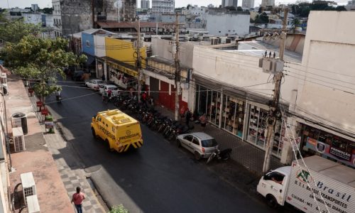 Lojistas do Centro criticam feira na Rua 13 de Junho e rebatem Prefeitura: “Liquida Cuiabá não tem relação com essa ação”