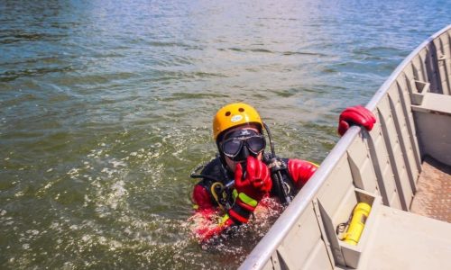Corpo de Bombeiros resgata corpo de jovem que se afogou no Rio Paraguai