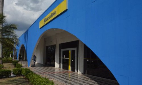 Governo de Mato Grosso paga salários de setembro a servidores estaduais nesta segunda-feira (29)