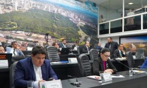 Câmara de Cuiabá aprova projeto que torna mais difícil cassar vereadores