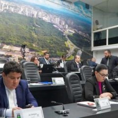 Câmara de Cuiabá aprova projeto que torna mais difícil cassar vereadores