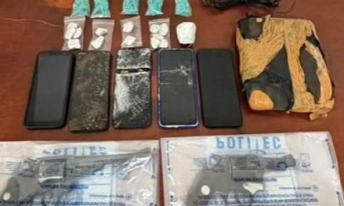 Força Tática resgata mulher mantida refém, recupera veículo roubado e prende dupla em flagrante