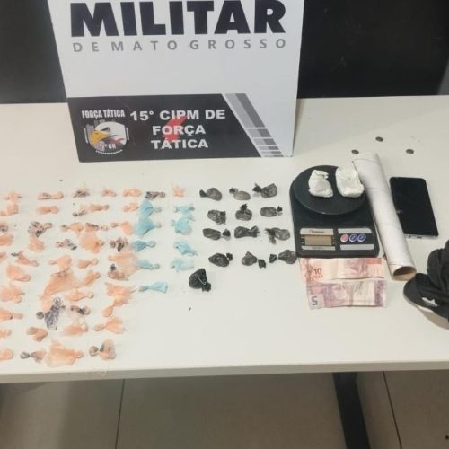 Força Tática apreende 104 porções de entorpecentes e prende dois homens por tráfico em Várzea Grande