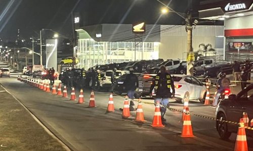 Operação Lei Seca prende oito condutores na avenida da FEB em Várzea Grande