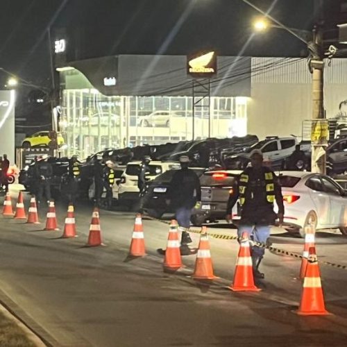 Operação Lei Seca prende oito condutores na avenida da FEB em Várzea Grande