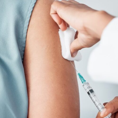Campanha de Multivacinação aplica mais de 146 mil doses em crianças e adolescentes de MT