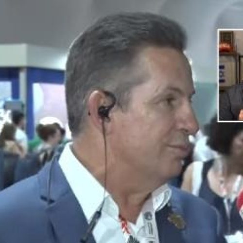 Mauro Mendes rebate Eduardo Bolsonaro e diz que deputado “divide a direita” enquanto vive nos Estados Unidos