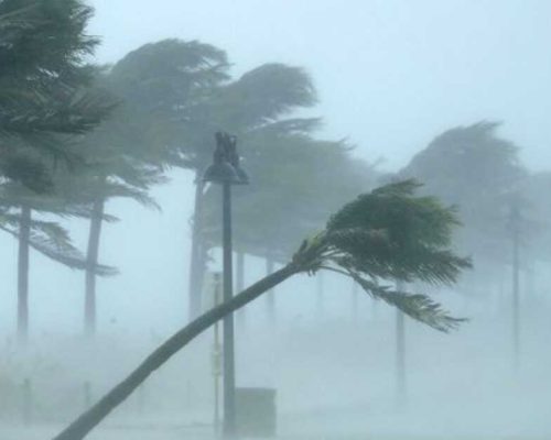 Ciclone extratropical deve provocar temporais e ventos acima de 100 km/h no Centro-Sul do país a partir desta terça-feira