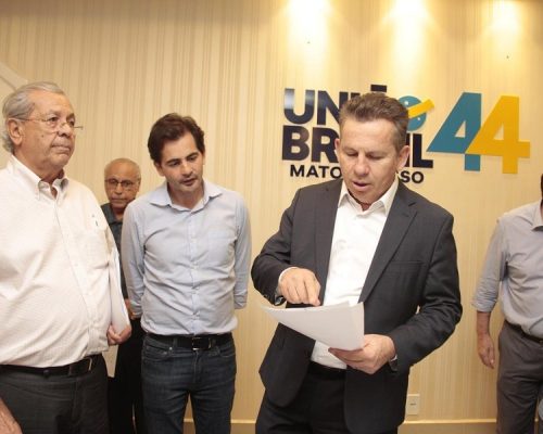 União ou Desunião Brasil? Partido patina, pressão cresce e deputados cobram decisão coletiva para 2026