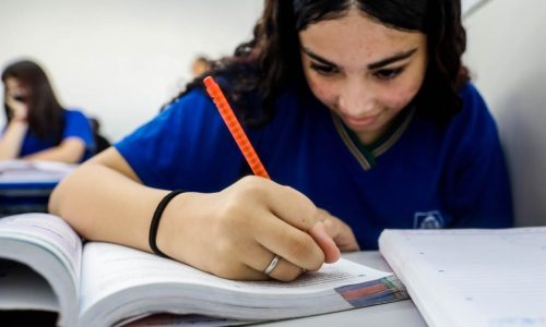 Mais de 30 mil vagas seguem abertas na rede estadual de ensino para o ano letivo de 2026