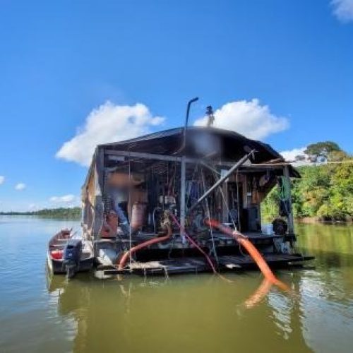 Homem morre após ser atingido por pedras durante mergulho em rio de MT