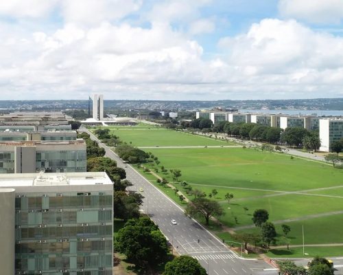 Sindicatos reagem à decisão de Flávio Dino que suspende “penduricalhos” no serviço público