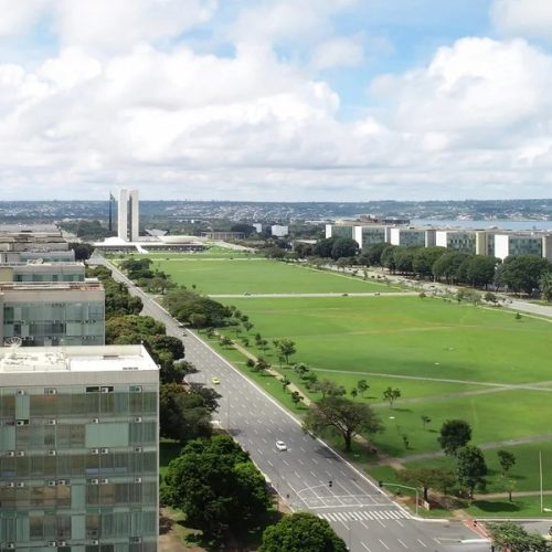 Sindicatos reagem à decisão de Flávio Dino que suspende “penduricalhos” no serviço público