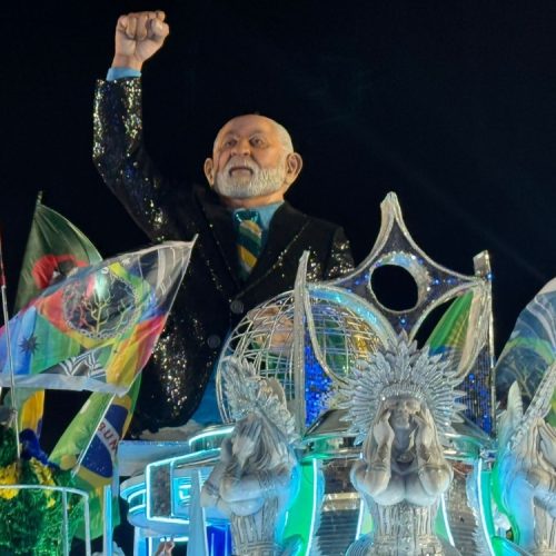 Wellington Fagundes repudia desfile com enredo político na Sapucaí e cobra apuração sobre possível propaganda eleitoral antecipada