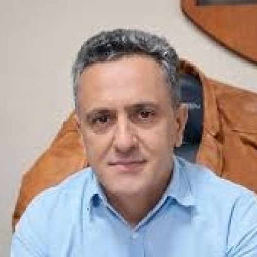 Justiça manda suspender publicações com promoção pessoal de prefeito no Estado