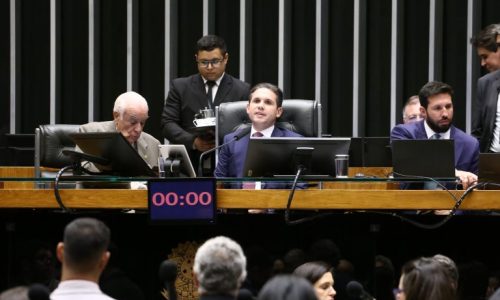 Câmara aprova MP que cria retirada gratuita do botijão e muda Auxílio Gás para “Gás do Povo”