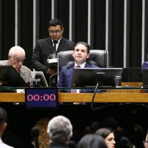 Câmara aprova MP que cria retirada gratuita do botijão e muda Auxílio Gás para “Gás do Povo”