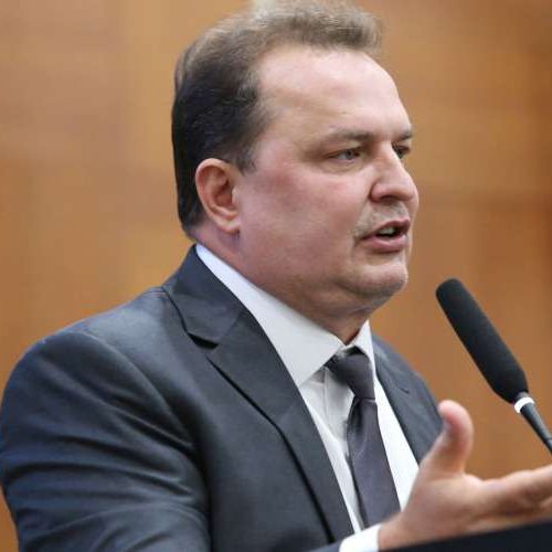 Max Russi pede inclusão de cirurgias bariátricas no programa Fila Zero
