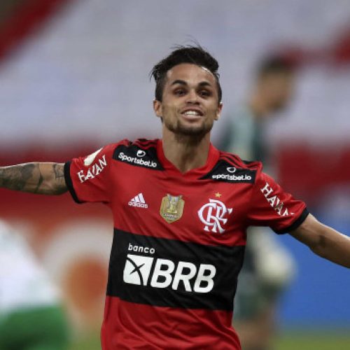 Michael marca em retorno, e Flamengo vence Bragantino com gol contra